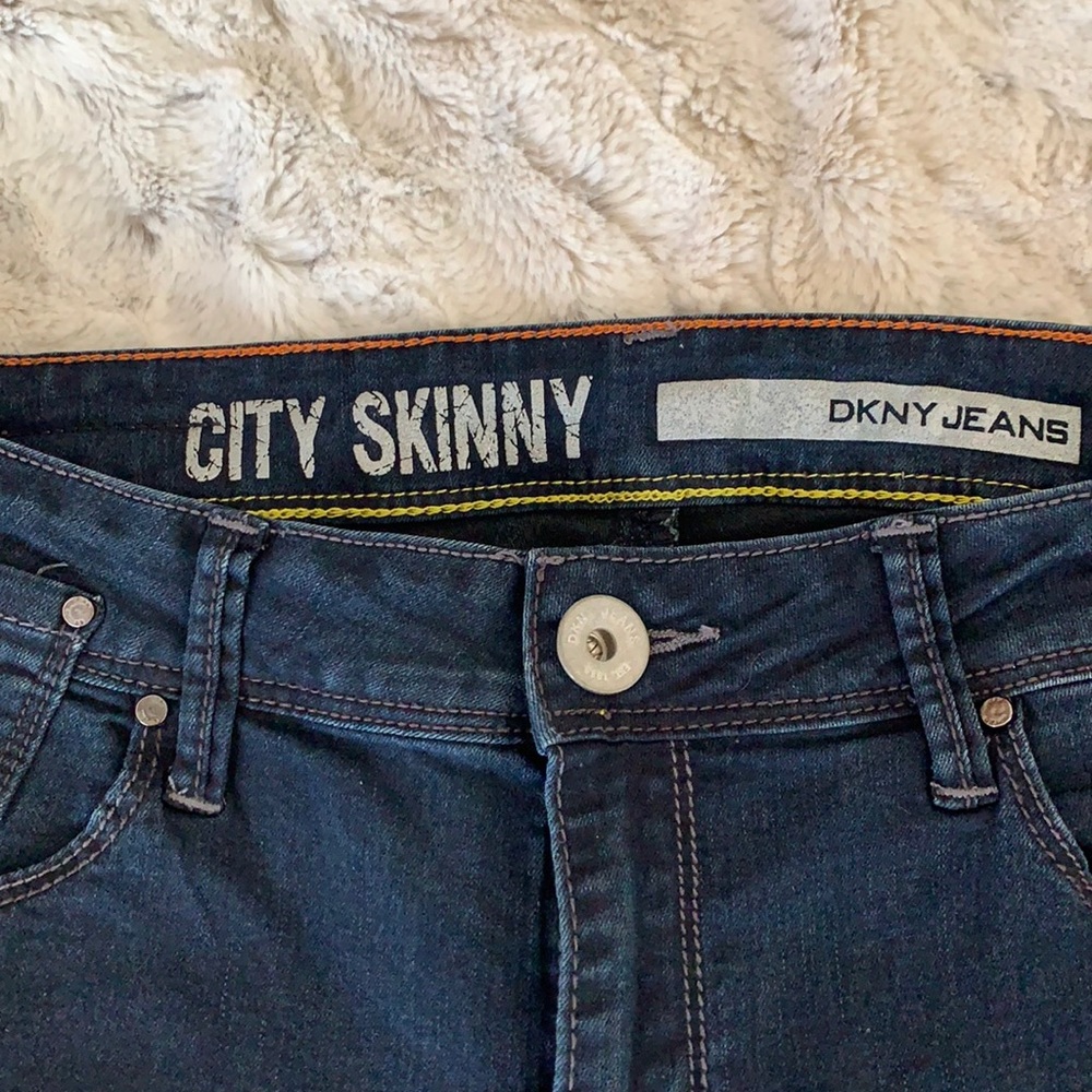 DKNY Jeans Size 6